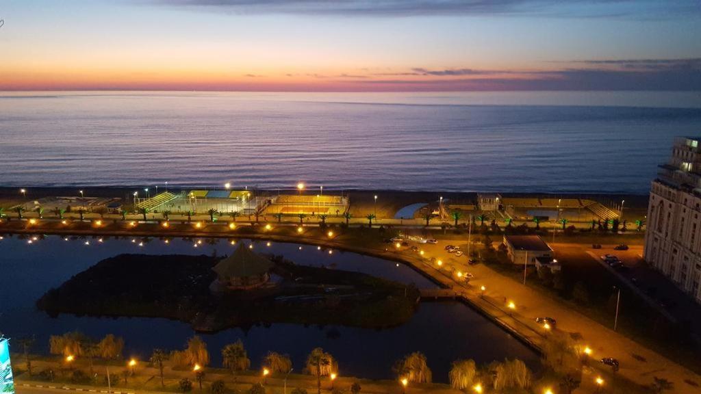 باتومي Gorgiladze Black Sea Apartment المظهر الخارجي الصورة