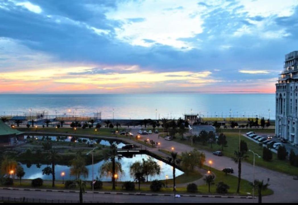 باتومي Gorgiladze Black Sea Apartment المظهر الخارجي الصورة
